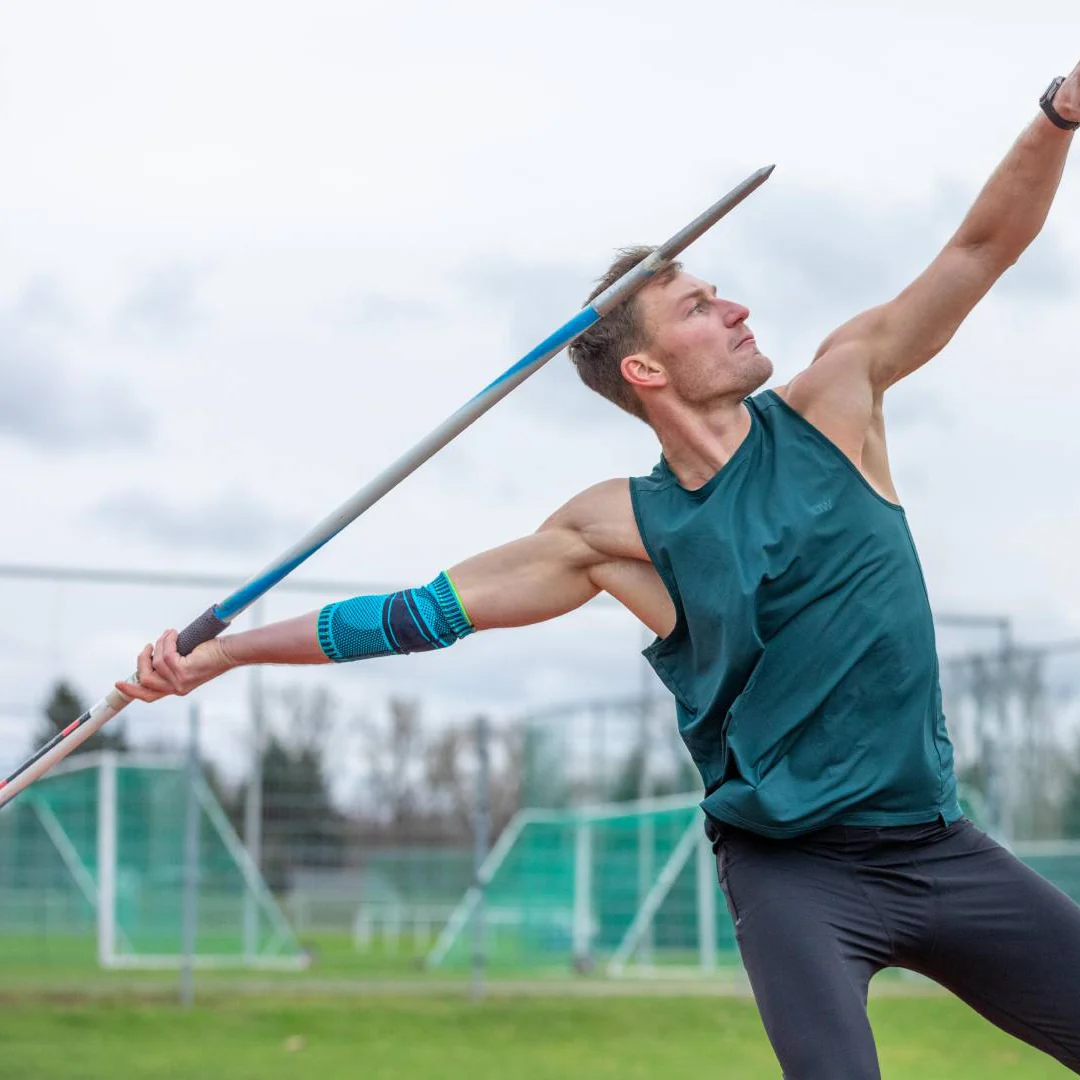 看得出他对 看得出他对