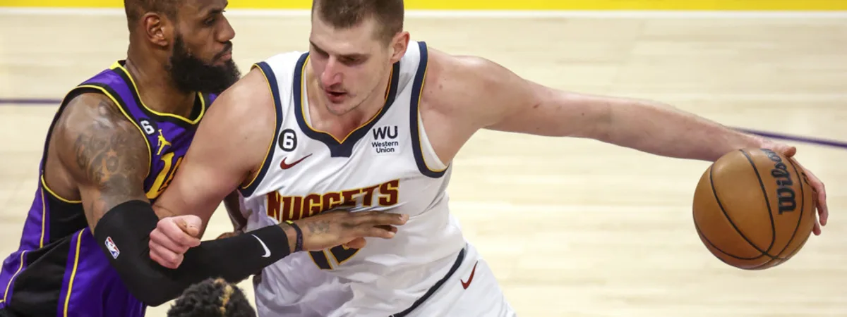 当前的国际 当前的国际